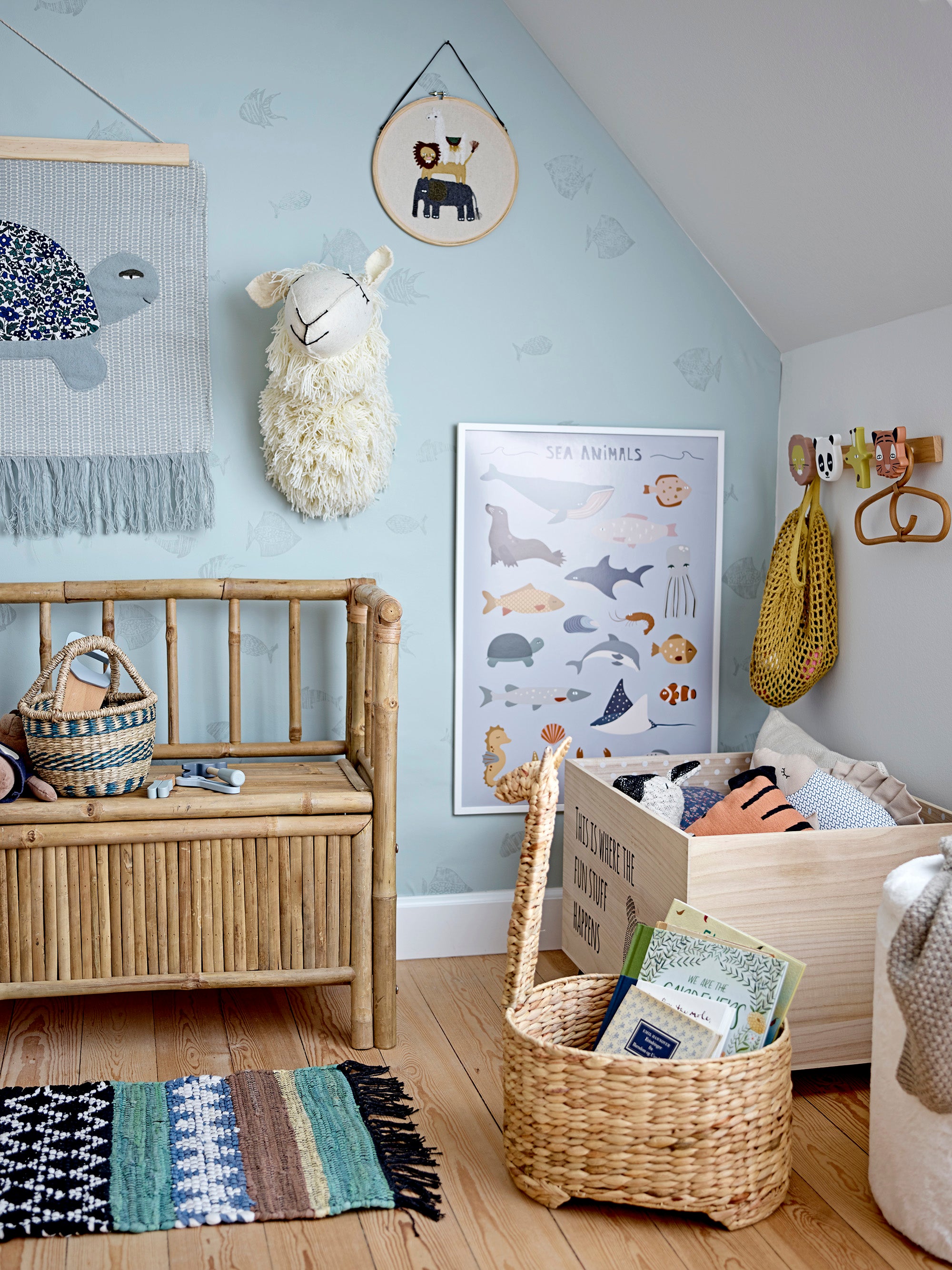 Sade Knagerække, Brun, FSC®100%, MDF